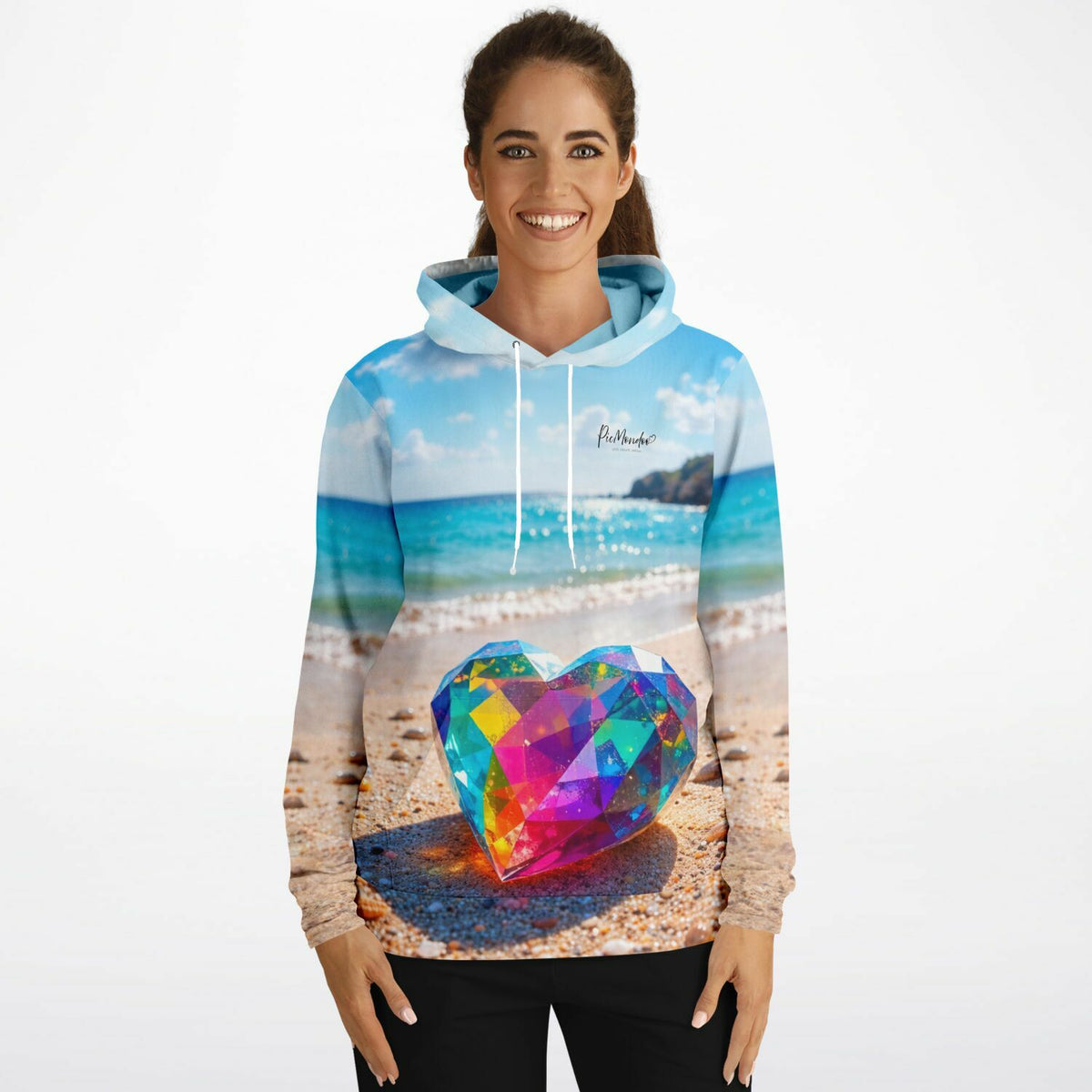 Frau trägt Dreamer Hoodie mit buntem Kristallherz-Motiv im Stil unserer Diamond Painting und Malen nach Zahlen Designs