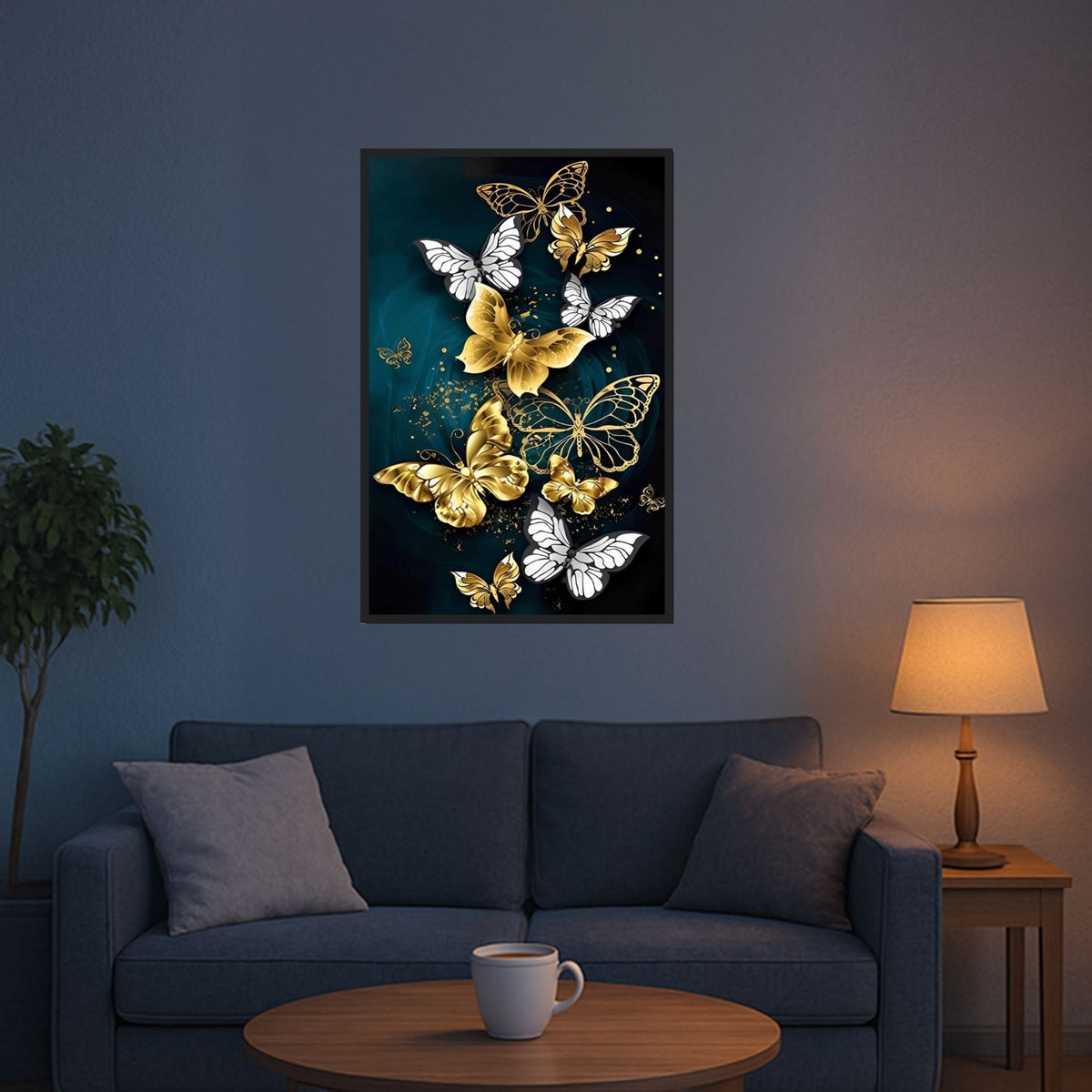 Diamond Painting Set Goldene Schmetterlinge mit glitzernden Steinen als Wandbild in einem gemütlichen Wohnzimmer