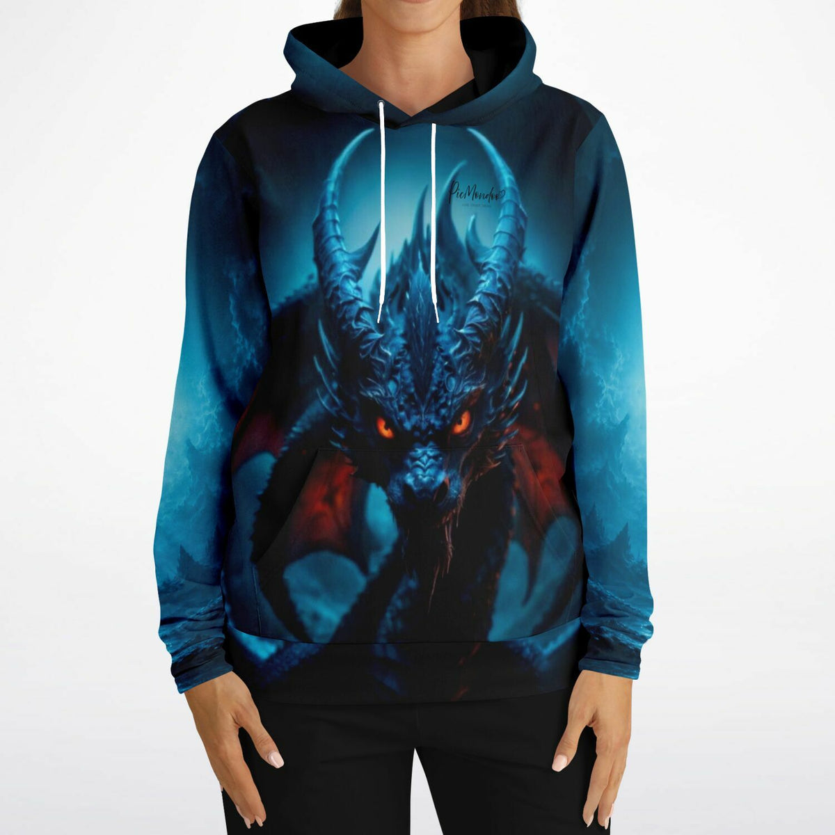Dreamer Hoodie mit blauem Drachendesign und leuchtend roten Augen, passend zu Fan-Art von Diamond Painting Motiven.
