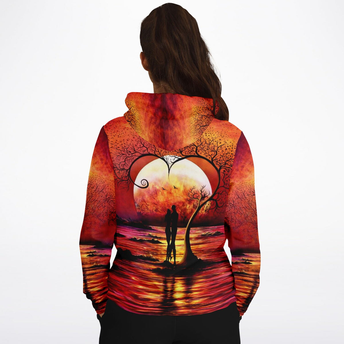 Dreamer Hoodie mit Baum der Liebe Motiv: Romantische Paarsilhouette in leuchtend rotem Sonnenuntergang