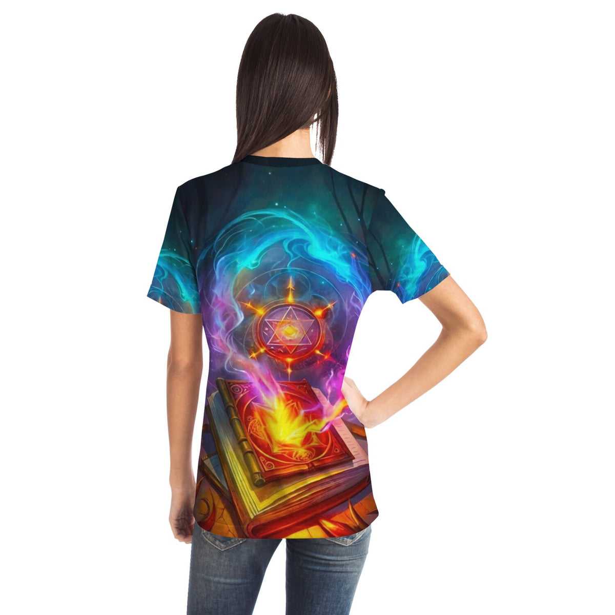 Dreamer T-Shirt Hexenkünste mit magischem Buch Motiv, ähnlich detailliert wie unsere Diamond Painting Sets