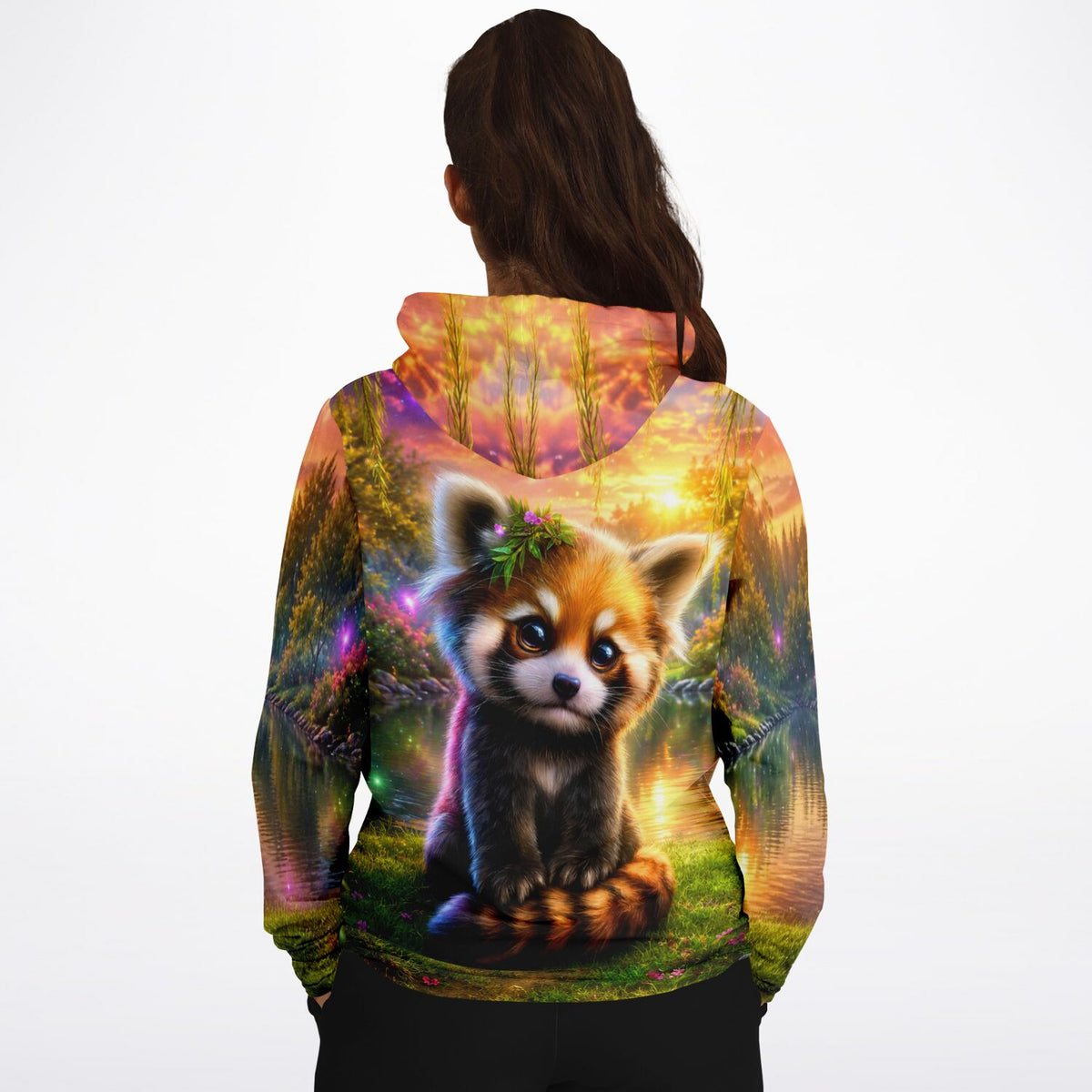 Dreamer Hoodie Kind des Waldes mit süßem Roten Panda Motiv im magischen Wald bei Sonnenuntergang