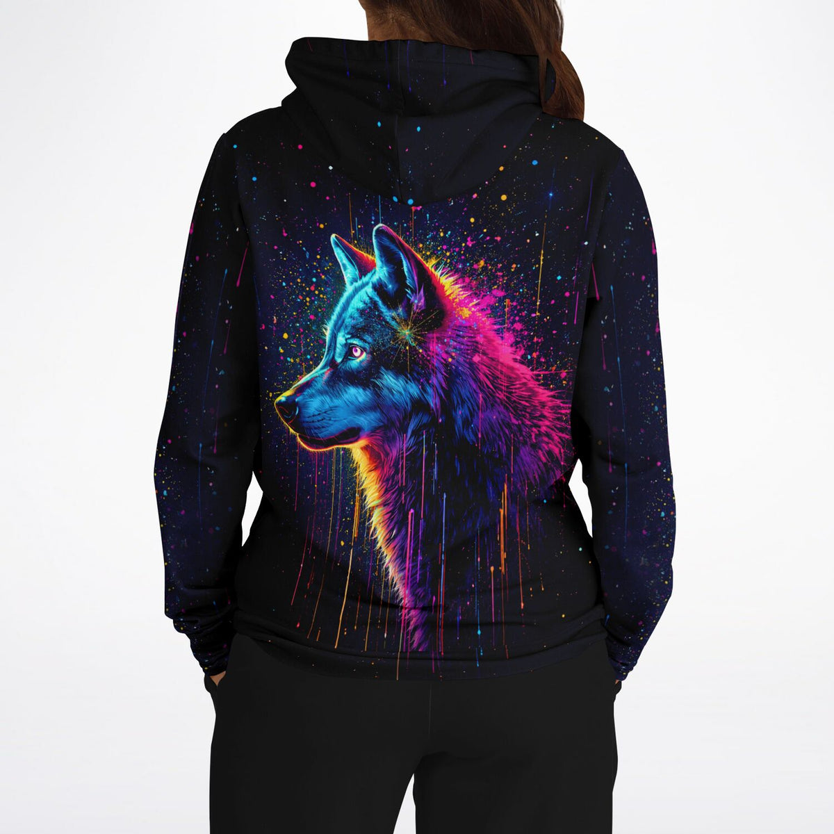 Schwarzer Dreamer Hoodie mit leuchtendem Wolf-Motiv im Neon-Splatter-Design, inspiriert von Diamond Painting Kunst.