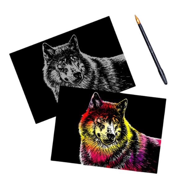 Scratch Painting Set mit Wolf-Motiven, bunten und silbernen Rubbelbildern inklusive Kratzwerkzeug für kreatives DIY.